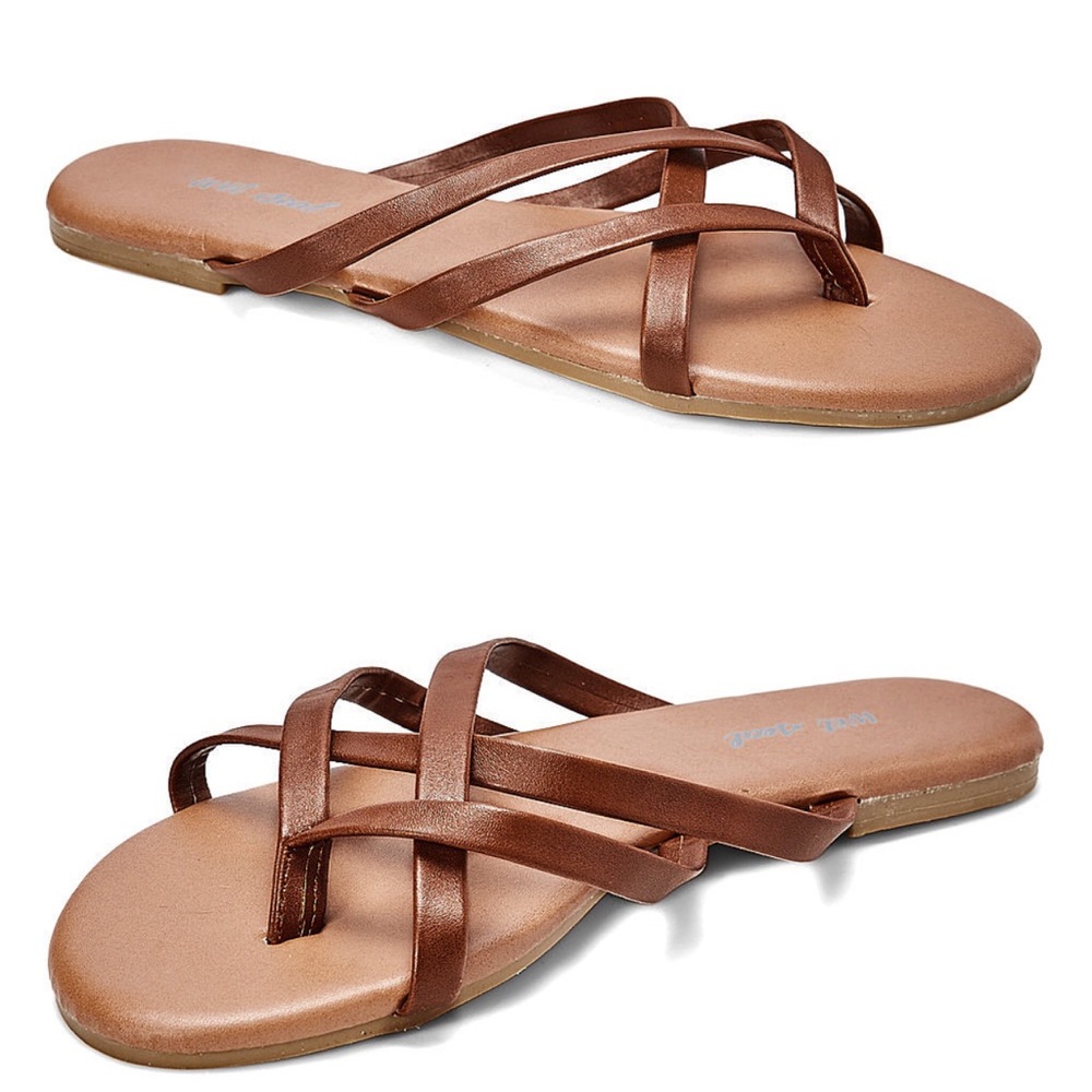 Charlotte Russe Slippers | NWT | Sizes 6 & 7